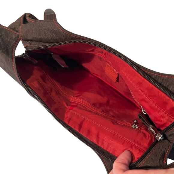 Baggallini Cross Over Crossbody Bag Medium Size - Picture 5 of 9